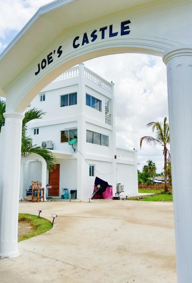 Joe'S Castle Bed & Breakfast Sagbayan Luaran gambar