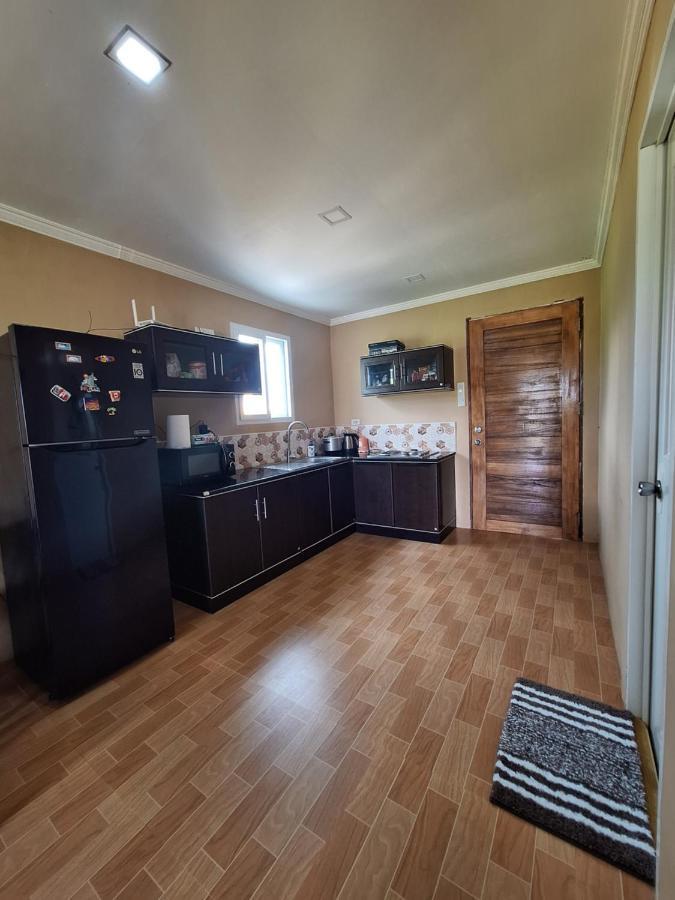 Joe'S Castle Bed & Breakfast Sagbayan Luaran gambar