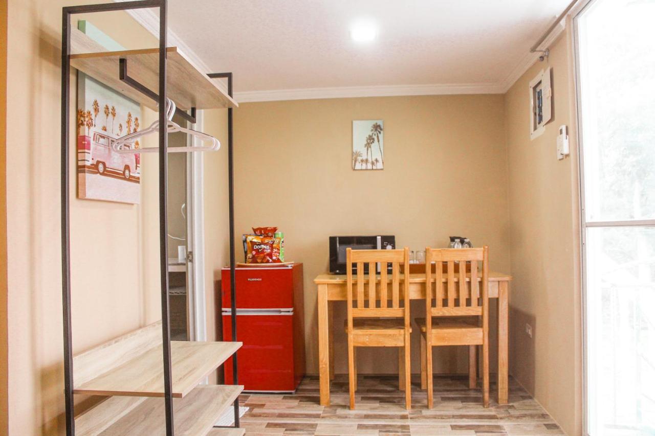 Joe'S Castle Bed & Breakfast Sagbayan Luaran gambar