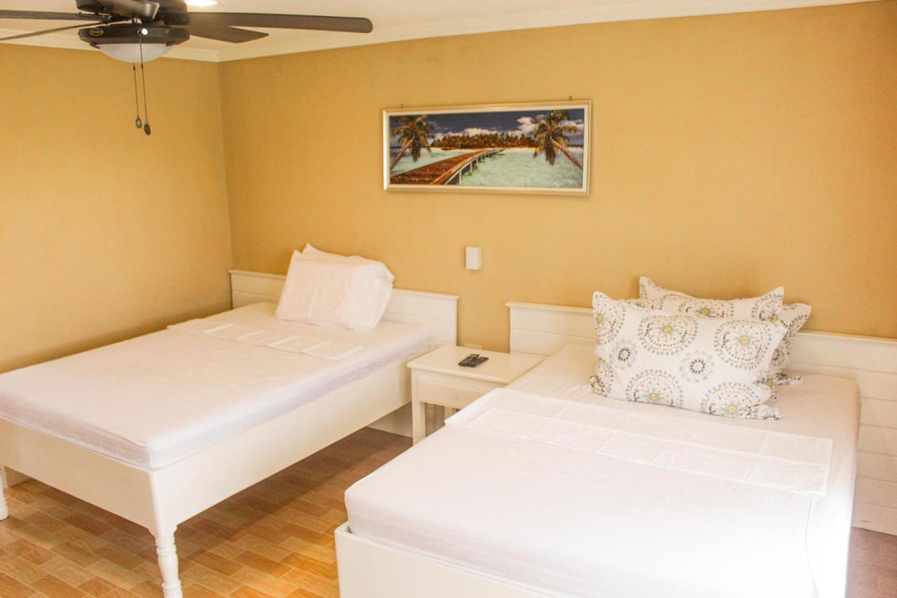 Joe'S Castle Bed & Breakfast Sagbayan Luaran gambar